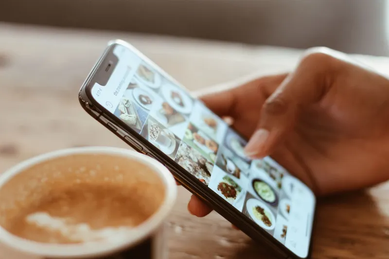 When Likes Become Lies: How Online Praise Can Quietly Derail Your Photography